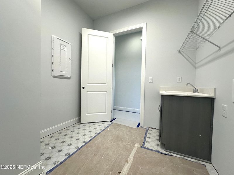 Spacious, unfurnished interior of a new home in SilverLeaf, St. Augustine (Image 12).