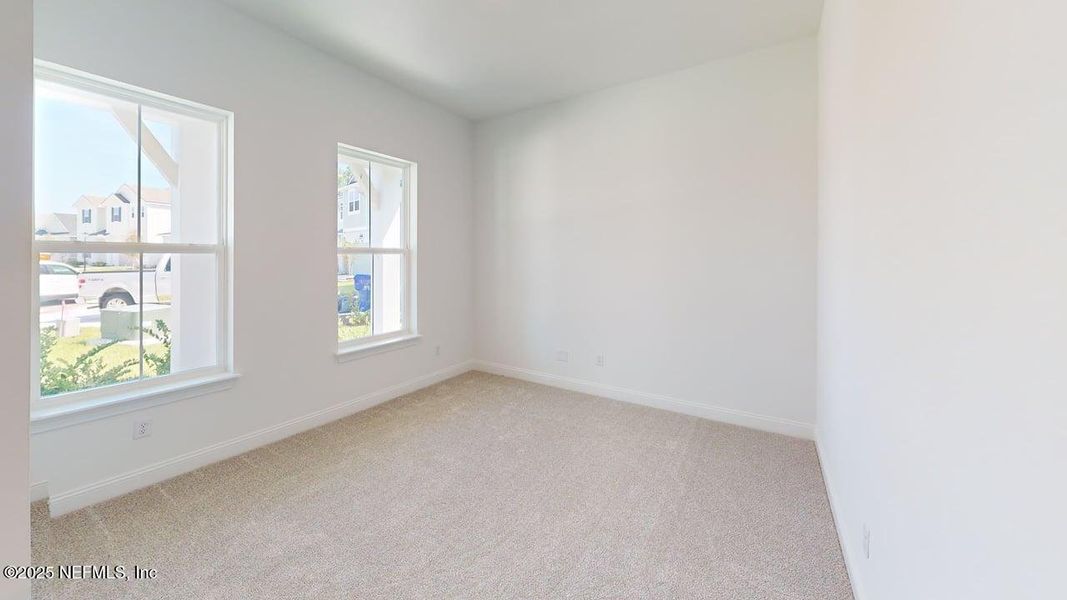 Spacious, unfurnished interior of a new home in RiverTown - Ravines, St. Johns (Image 10).