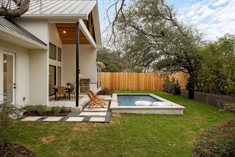 Exterior details and patio area of a home in , Austin (Image 25).