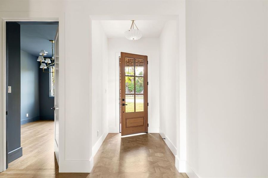 Spacious, unfurnished interior of a new home in , Dallas (Image 24).