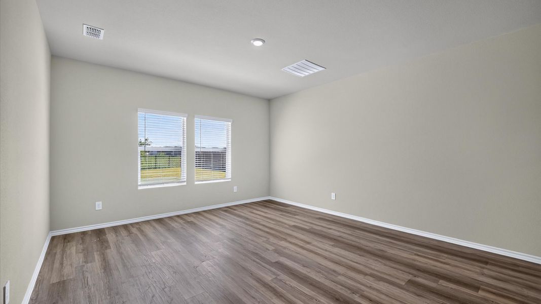 Spacious, unfurnished interior of a new home in Bella Vista, Granbury (Image 17). Spacious, unfurnished interior of a new home in Bella Vista, Granbury (Image 17).
