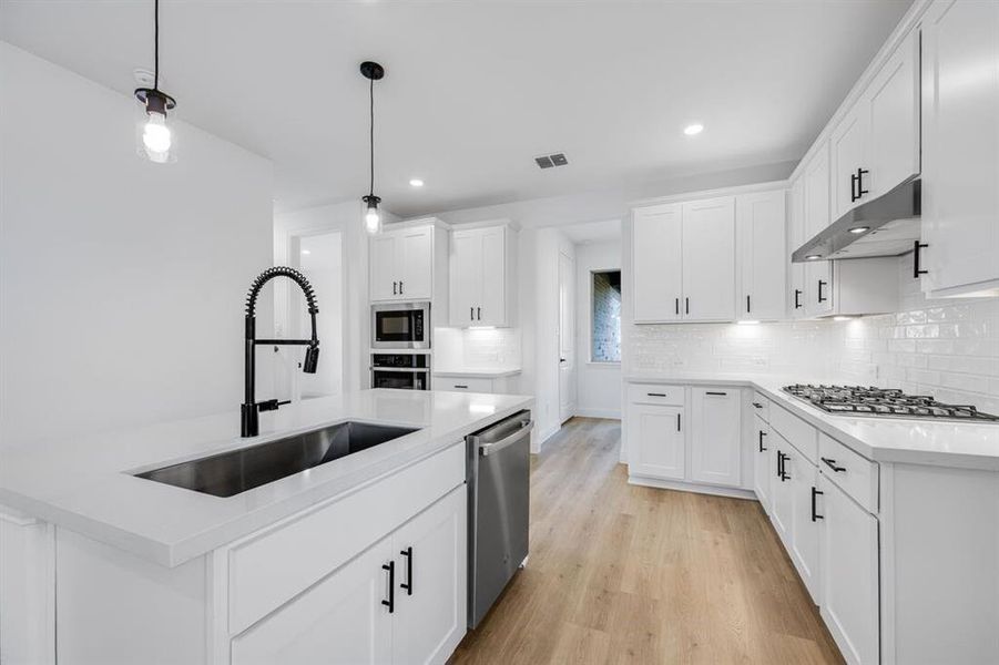 1104 Broomsedge Mews ~ Ready Now 1104 Broomsedge Mews ~ Ready Now