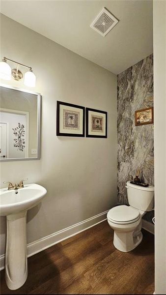 Furnished interior view inside a new home in , Homer (Image 11).