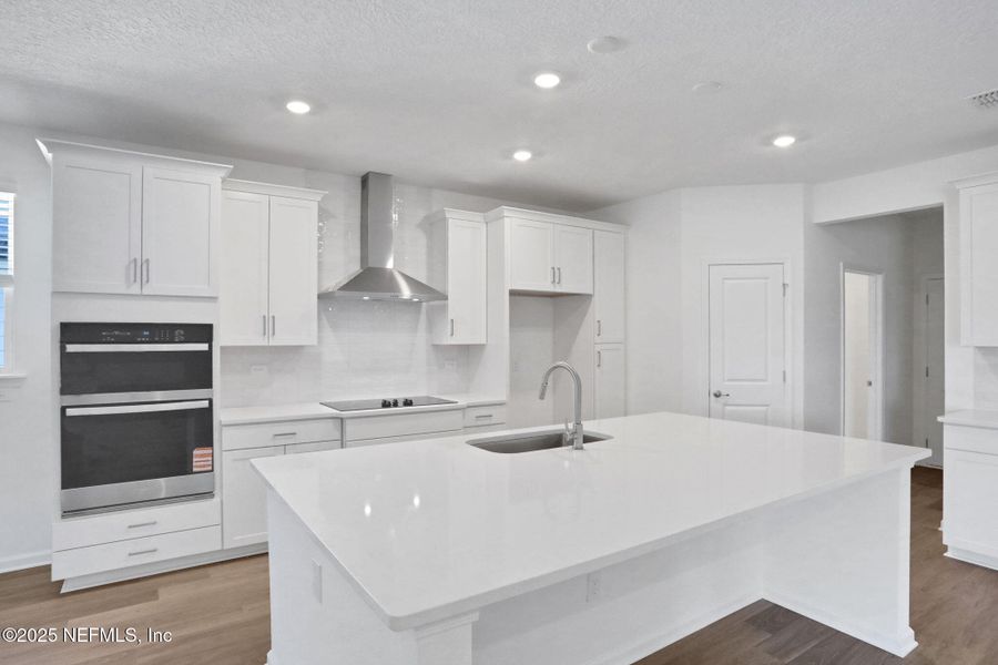 Furnished interior view inside a new home in Hyland Trail, Green Cove Springs (Image 8).