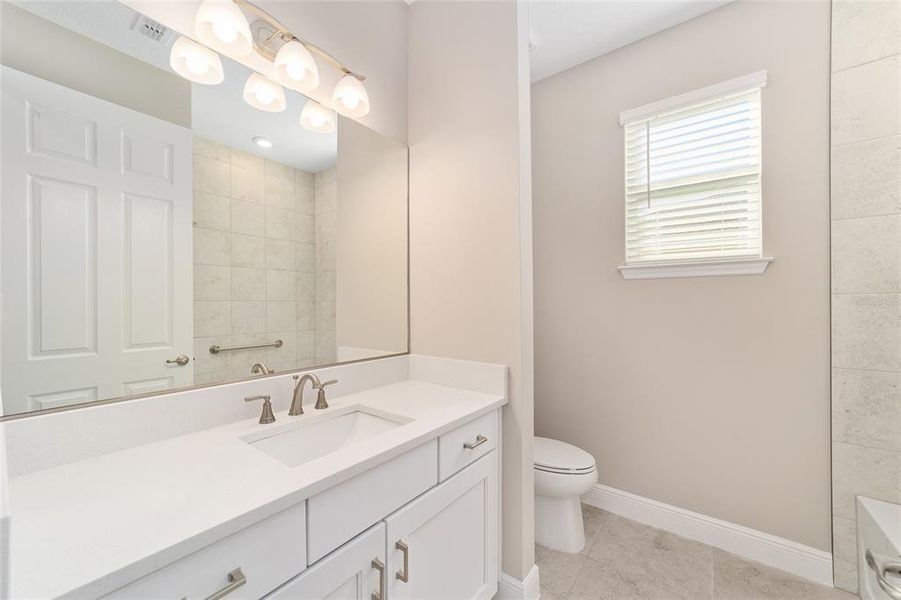 Furnished interior view inside a new home in , Ocala (Image 5).