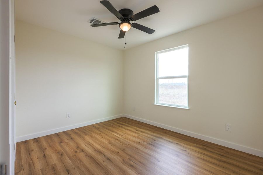 Spacious, unfurnished interior of a new home in , Cleveland (Image 20).