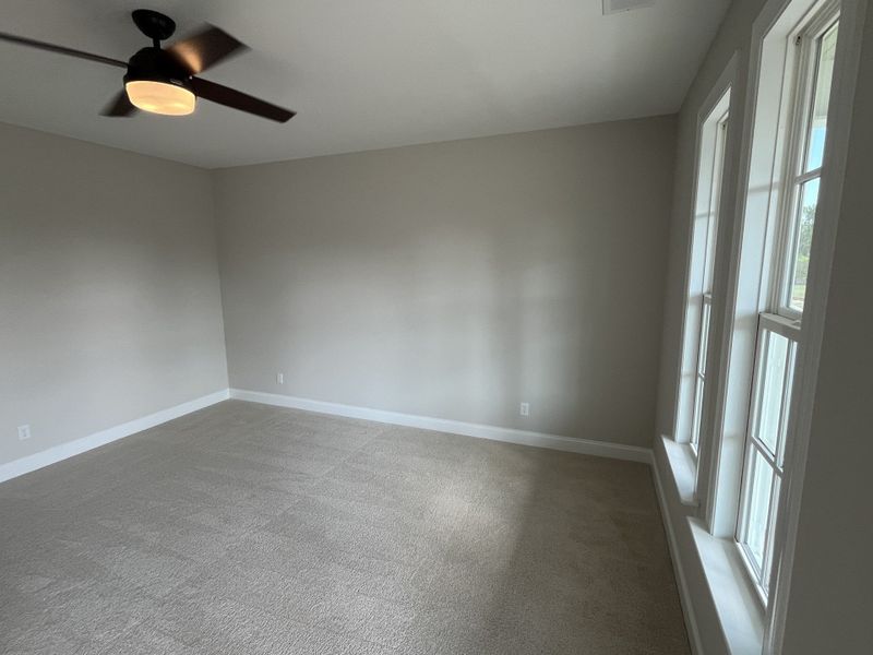 Spacious, unfurnished interior of a new home in Heritage Walk, Chattanooga (Image 20).