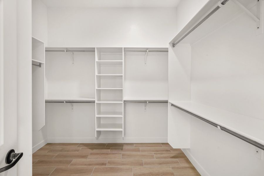 Furnished interior view inside a new home in Tierra Del Este 90, El Paso (Image 30).