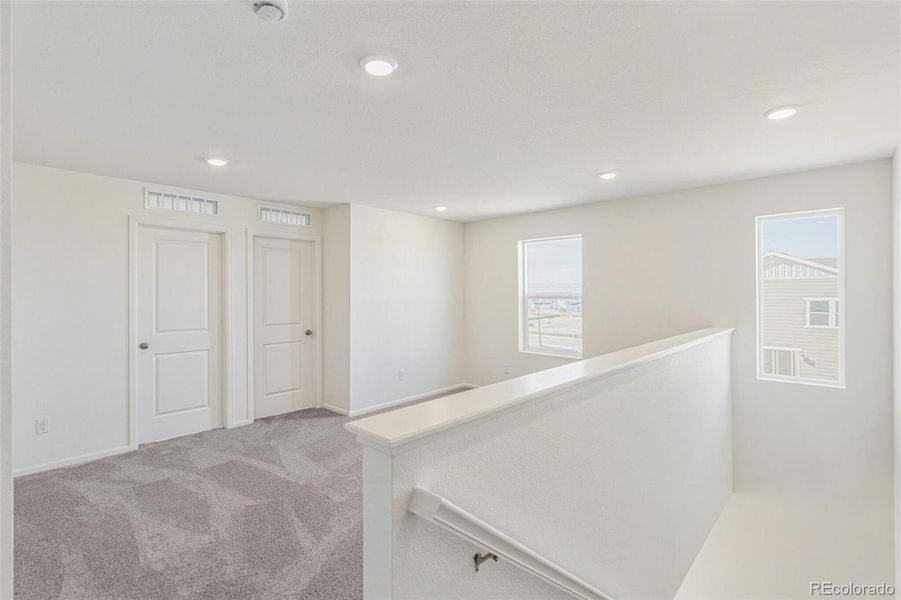 Spacious, unfurnished interior of a new home in Turnberry Villas, Commerce City (Image 19).