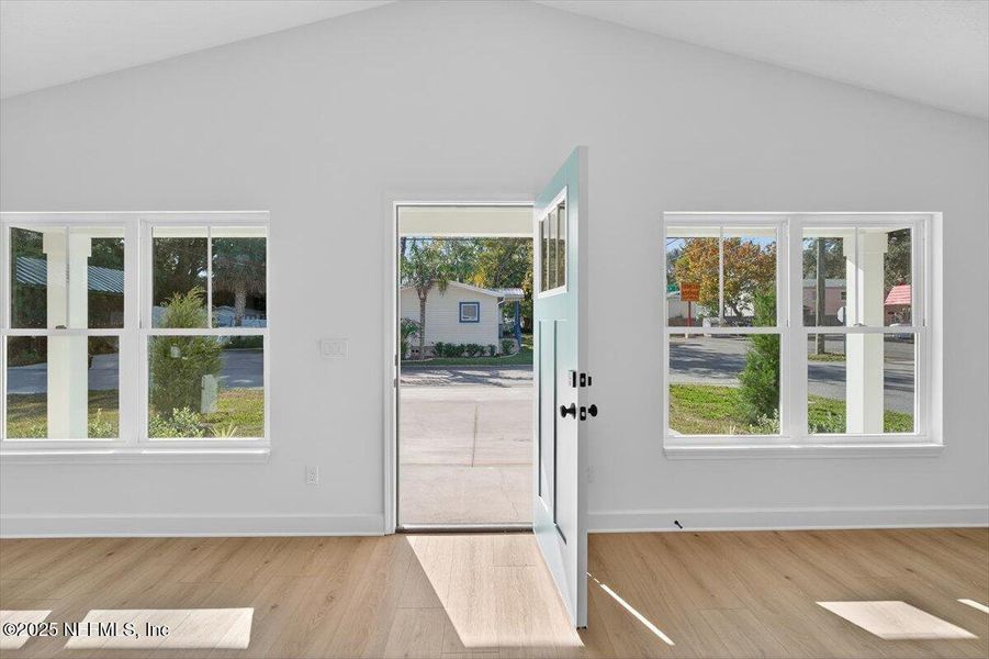 Spacious, unfurnished interior of a new home in , St. Augustine (Image 30).