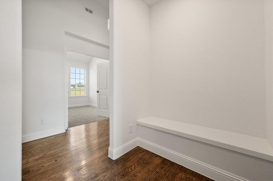 Spacious, unfurnished interior of a new home in , Corsicana (Image 32).