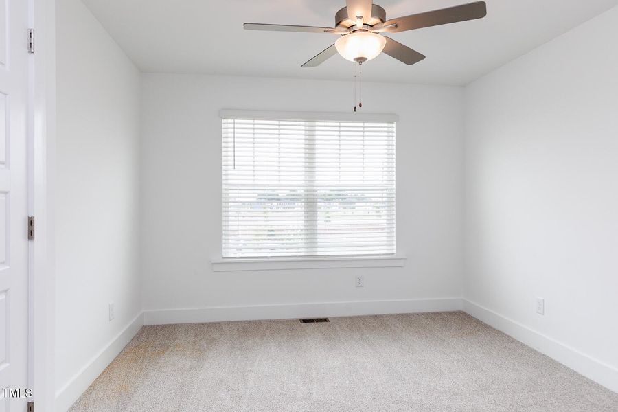 RDU_VaughanFarms_TH_Lot25_Aurora_QMI_Sec