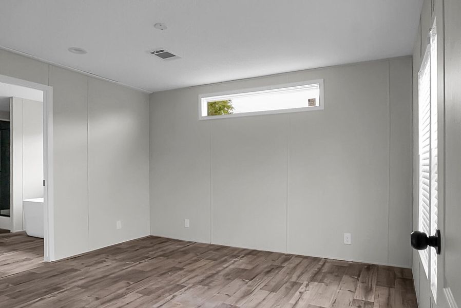 Spacious, unfurnished interior of a new home in , Eutawville (Image 22).