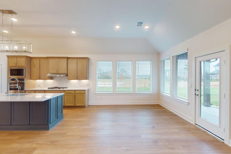 Furnished interior view inside a new home in Sorella, Tomball (Image 8).