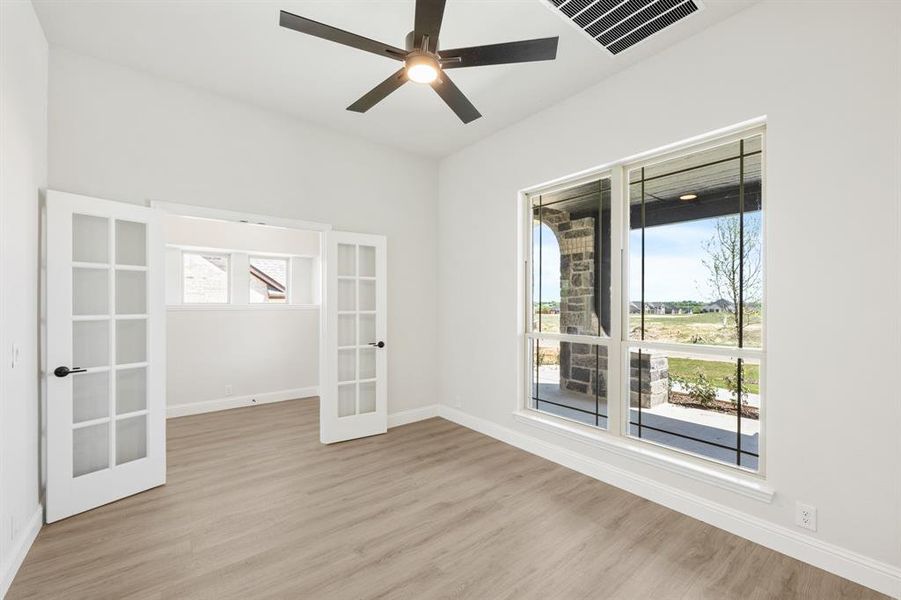Spacious, unfurnished interior of a new home in Wildcat Ridge Phase 3, Godley (Image 20). Spacious, unfurnished interior of a new home in Wildcat Ridge Phase 3, Godley (Image 20).