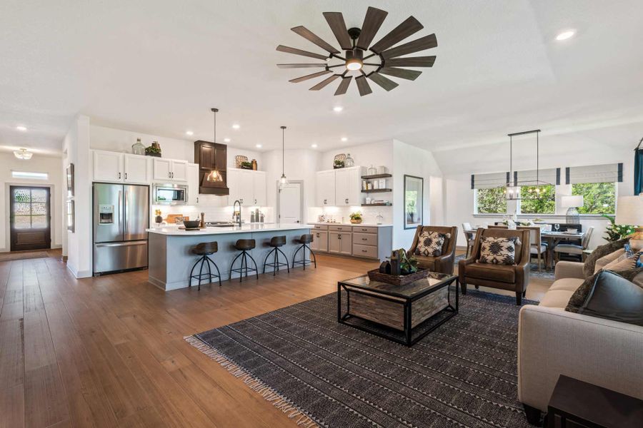 The Ridgegate - Family Room