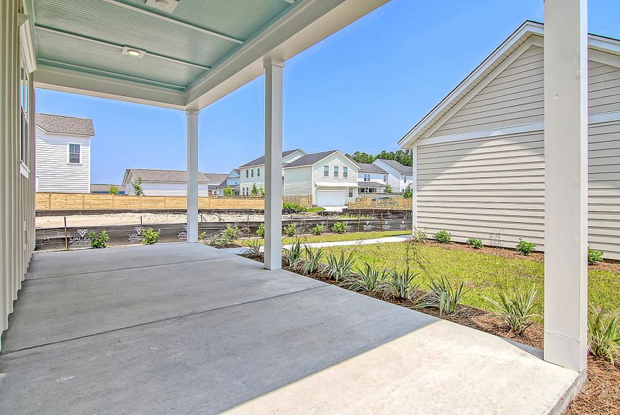 Representative exterior details of a home built from the Givhans by Ashton Woods in Midtown at Nexton, Summerville (Image 3).