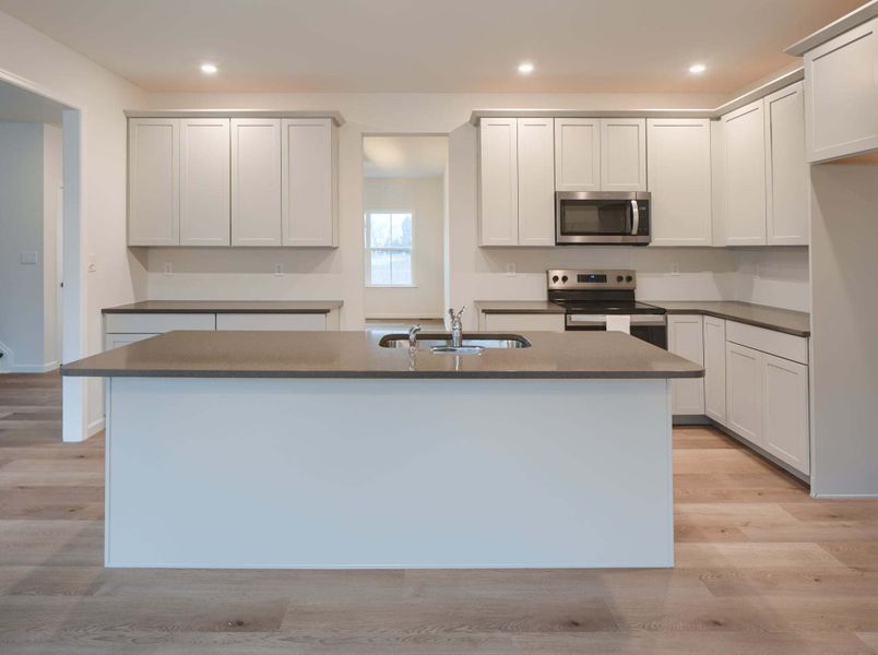 Classic Kitchen W/ Upgrades Classic Kitchen W/ Upgrades