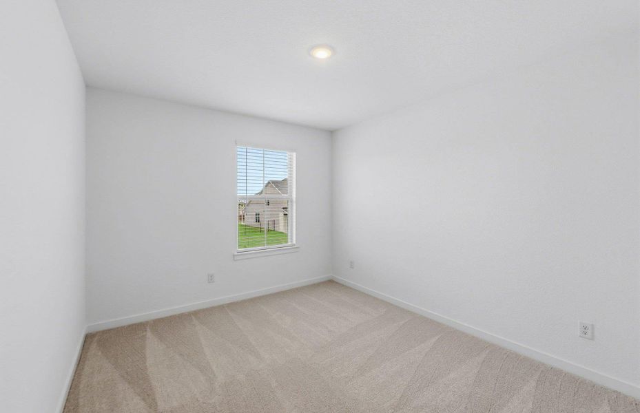 Spacious, unfurnished interior of a new home in Santa Rita Ranch, Liberty Hill (Image 20).
