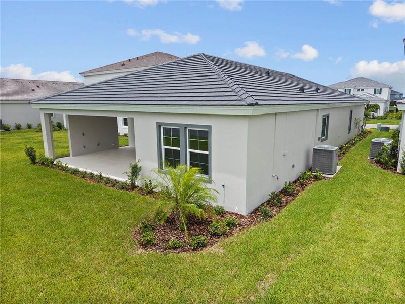 Exterior details and patio area of a home in , Bradenton (Image 39). Exterior details and patio area of a home in , Bradenton (Image 39).