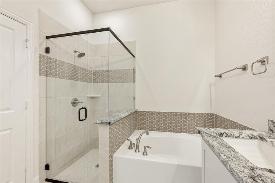 Furnished interior view inside a new home in El Dorado, Granbury (Image 12).