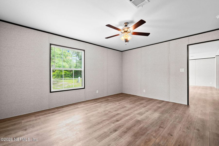 Spacious, unfurnished interior of a new home in , Lake City (Image 30).