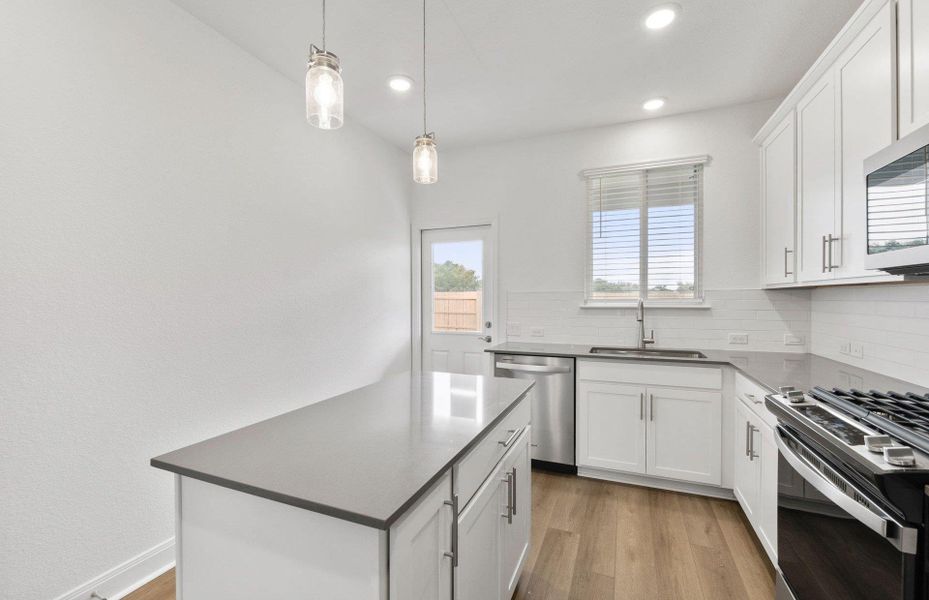 Furnished interior view inside a new home in Patterson Ranch, Georgetown (Image 14). Furnished interior view inside a new home in Patterson Ranch, Georgetown (Image 14).