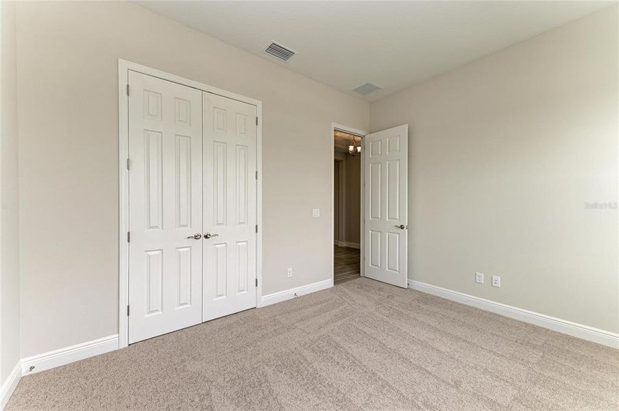 Spacious, unfurnished interior of a new home in Mirada, San Antonio (Image 18).