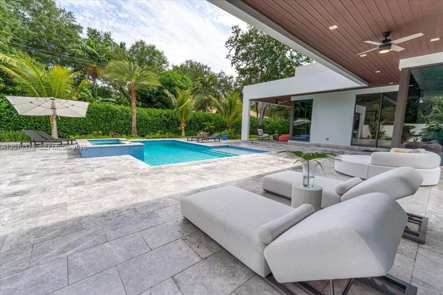 Exterior details and patio area of a home in , Pinecrest (Image 24).