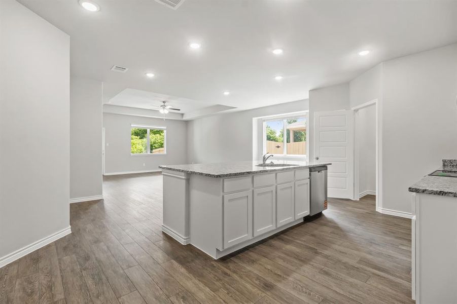 Furnished interior view inside a new home in Deer Creek, Crowley (Image 8).