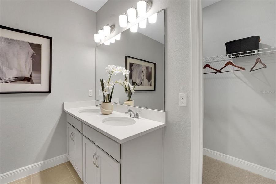Furnished interior view inside a new home in Willowbrook North, Winter Haven (Image 7).