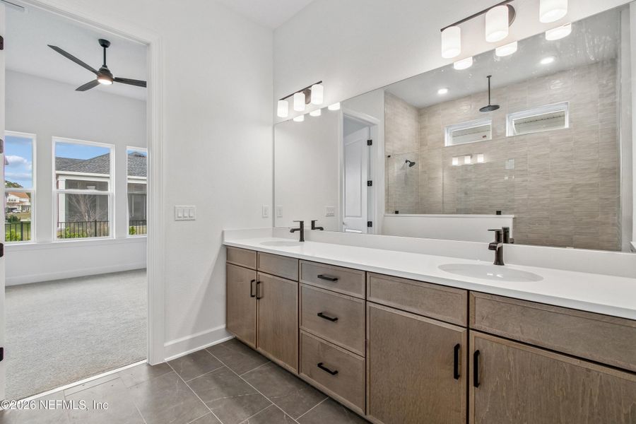 Furnished interior view inside a new home in Seven Pines 40' Front Entry, Jacksonville (Image 9).
