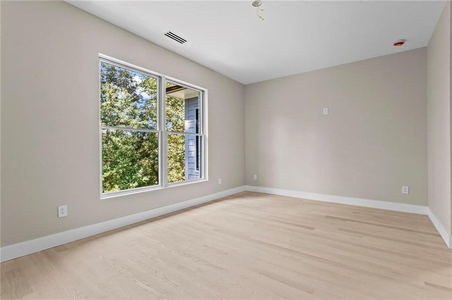 Spacious, unfurnished interior of a new home in , Marietta (Image 53).