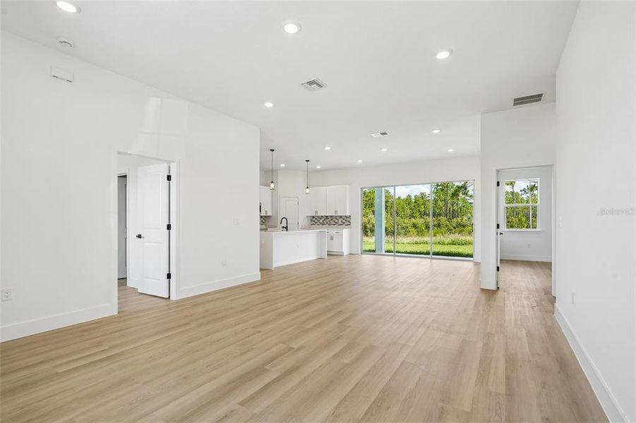 Spacious, unfurnished interior of a new home in , Ocala (Image 17). Spacious, unfurnished interior of a new home in , Ocala (Image 17).