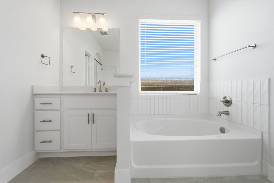 Furnished interior view inside a new home in Santa Rita Ranch, Liberty Hill (Image 14).