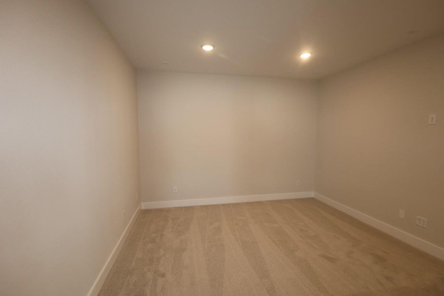 Spacious, unfurnished interior of a new home in Dunham Pointe, Cypress (Image 36).