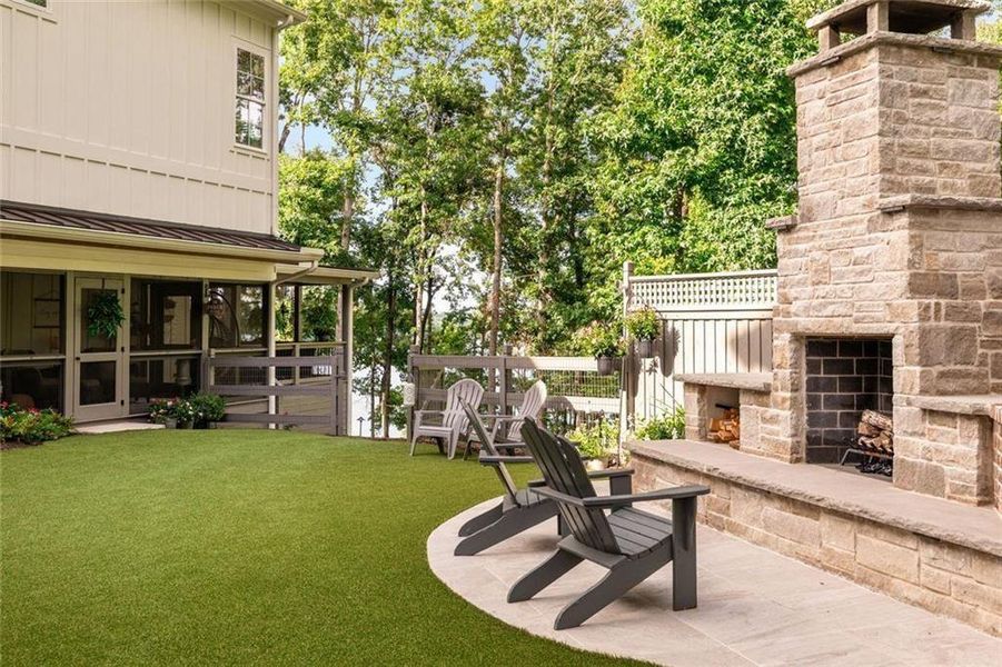 Exterior details and patio area of a home in , Gainesville (Image 26).