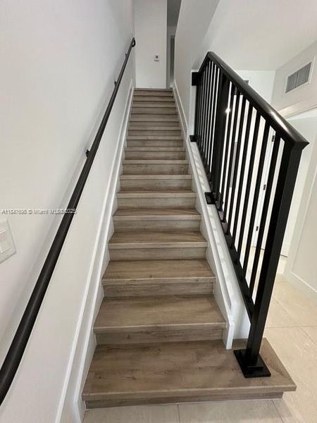 Image 30 of a home in .