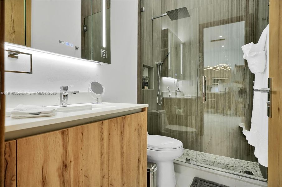 Furnished interior view inside a new home in , Naples (Image 11).