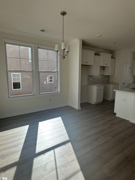 Spacious, unfurnished interior of a new home in Shiloh Trail, Wellford (Image 18).