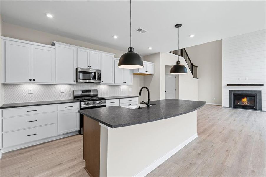 Furnished interior view inside a new home in Twin Lakes, Hoschton (Image 6).