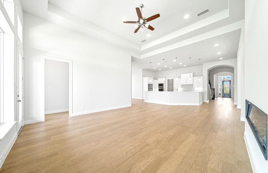 Spacious, unfurnished interior of a new home in Bridgeland 60′, Cypress (Image 33).