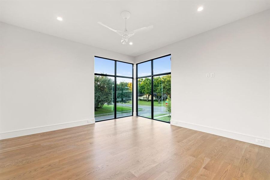 Spacious, unfurnished interior of a new home in , Dallas (Image 23).