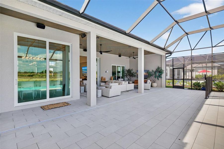Exterior details and patio area of a home in , Fort Myers (Image 22).