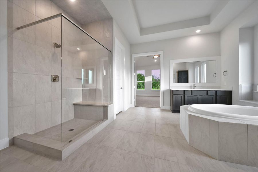 Furnished interior view inside a new home in , Rosharon (Image 11).