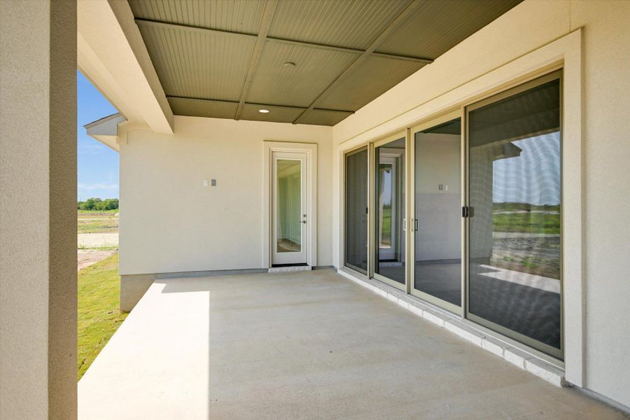 Spacious, unfurnished interior of a new home in Scofield Farms Estates, Georgetown (Image 24).