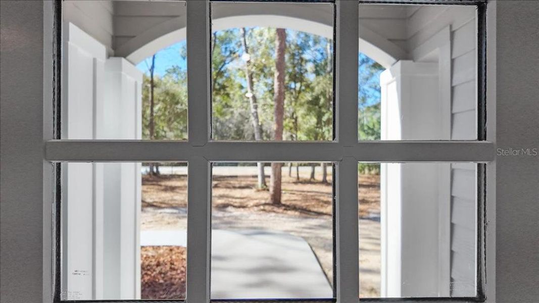 Exterior details and patio area of a home in , Chiefland (Image 31).