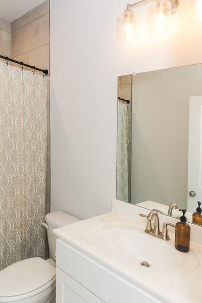 Furnished interior view inside a new home in , Woodstock (Image 8).