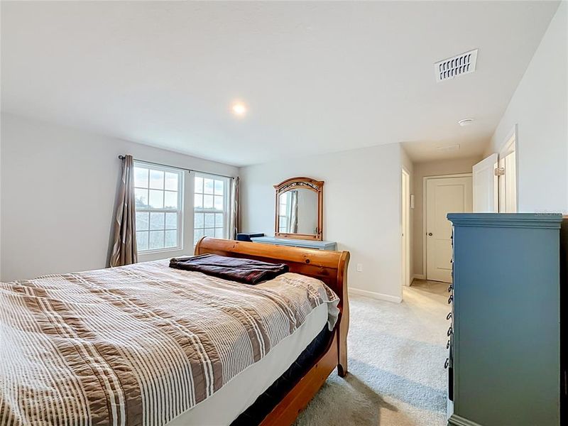 Furnished interior view inside a new home in , Sumterville (Image 7).