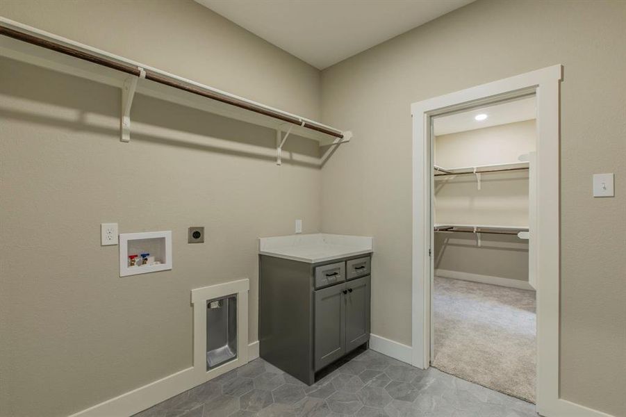 Image 32 of a home in . Image 32 of a home in .